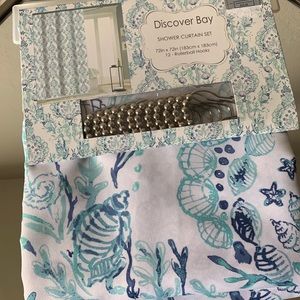 Discover Bay Printed Shower Curtain Set NWT
